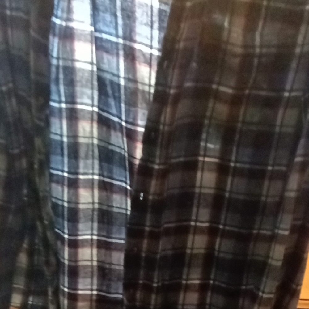 Chaps Black and White Plaid Casual Button Down Shirt